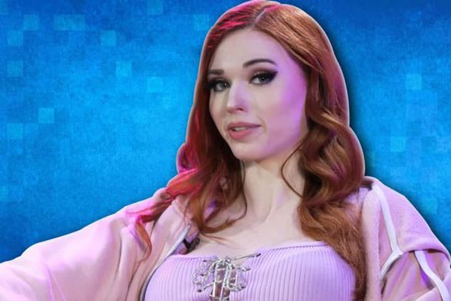 Picture of Amouranth, One of top gamers in the world.