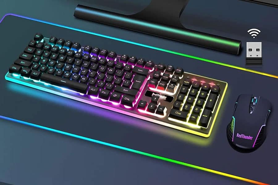 Picture of a Gaming Keyboard and Mouse, a wedding gift for video gamer.