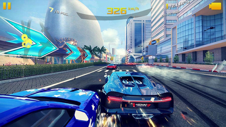 Screenshot of "Asphalt 8: Airborne" gameplay with cars racing.